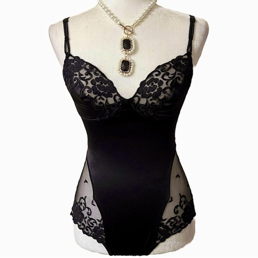 La Perla Malizia Italy vintage luxurious bodysuit black lace feminine sexy NWT - Picture 2 of 14